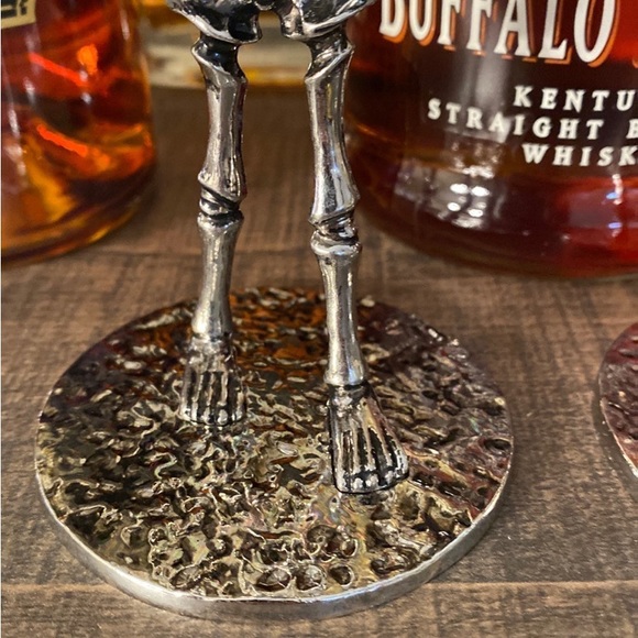 COPY - Set of 2 skeleton wine glasses - Picture 7 of 8